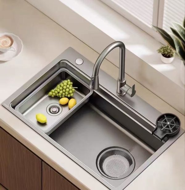 2025 Newest Design Nano Single Bowl Stainless Steel Kitchen Sink Above Counter with Super Big Drainer Strainer 75x46 Three Holes