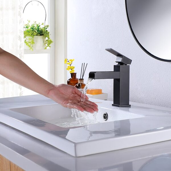 Wholesale Luxury Unique Design Bathroom Faucet Lavatory Basin Gold Waterfall Faucet Mixer – Image 12