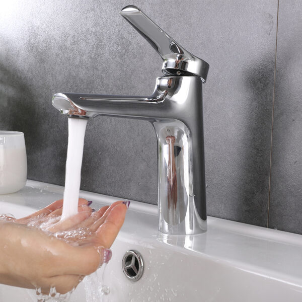 Best selling cold water bathroom faucet 304 stainless steel chrome plated single lever washbasin sink faucet bathroom faucet 4