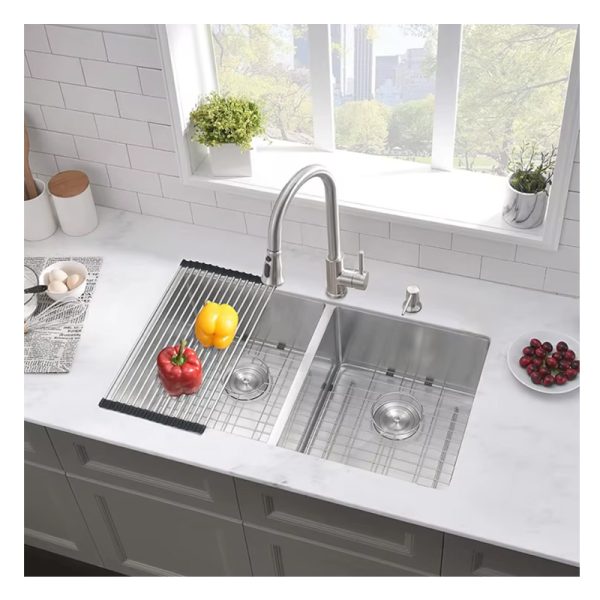 High Quality 304 Stainless Steel Double Bowl Kitchen Sink Scratch Resistant Handmade Undermount Dishwasher Sink