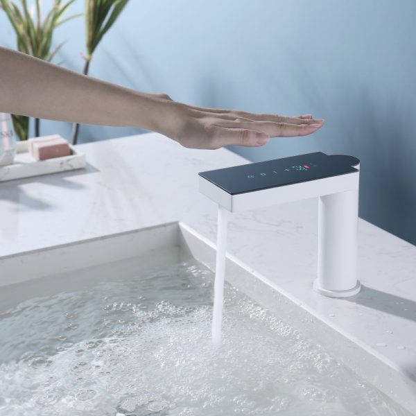 Intelligent Temperature Display Smart Faucet Automatic Sensor Touchless Bathroom Sink Sensor Tap Electric Digital Basin Faucet