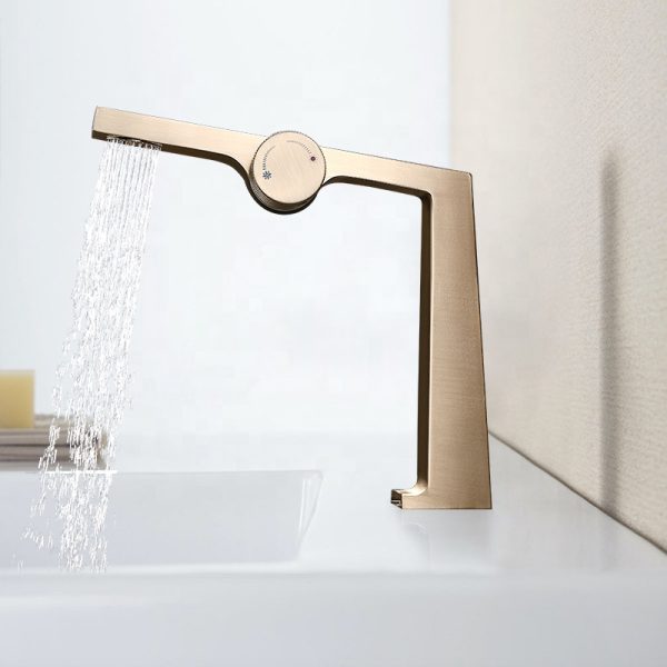 Luxury Washbasin Sink Mixer Faucet Brushed Gold Brass Deck Mounted Single Hole Basin Bathroom Faucet