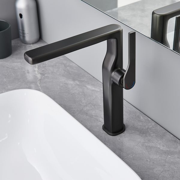 Modern Basin Mixer Faucet Single Hole Tall Matte Black Wash Basin Faucet Deck Mounted Brass Bathroom Sink Faucet