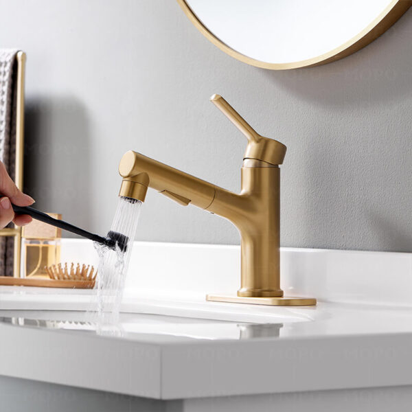 360 degree swivel pull out spout makes it convenient to wash your hair and face and cleaning.The pull out hoses have nylon braided exterior,